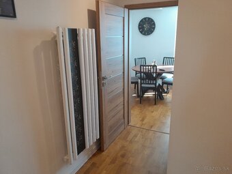 Veĺký 2i byt s loggiou centrum Bytča - 14