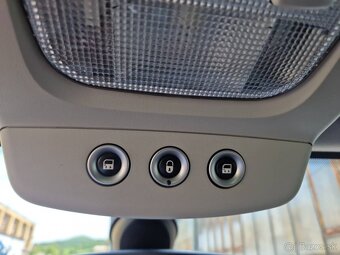 Predám Citroën C8 2.2 HDI 94 KW...8-miest,Tempomat,8xgumy - 14
