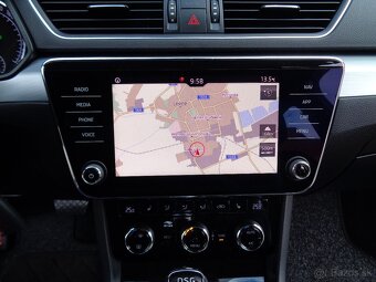Škoda Superb III 2.0 TDI 110 kW DSG - 14