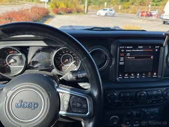 Predám Jeep WRANGLER - 14