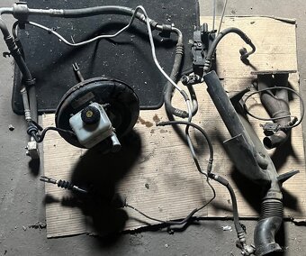 Vsetko komplet za 300e Opel Zafira A 1.6 Benzín - 14