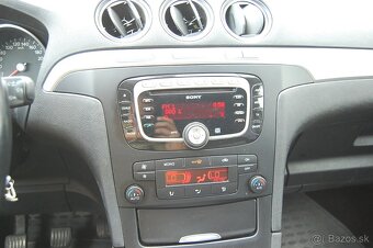 Ford S-Max - 14