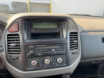 Mitsubishi Pajero 2.5 TD - 14