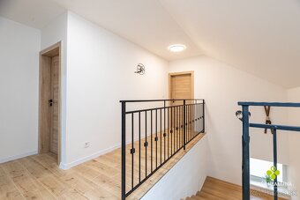 Nová kompletne zariadená 5 izbová chata vo Valči - 14