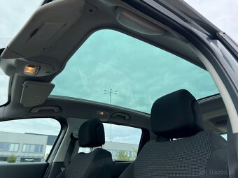Peugeot 5008 1.6 HDi 80kw automat 7 míst panorama - 14