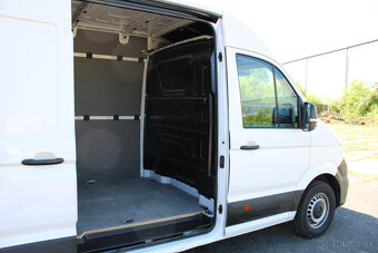 CRAFTER 2,0TDI L5H2, PARKOVACÍ KAMERA - 14