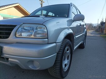 Suzuki Grand Vitara 2.0 td 4x4 - 14