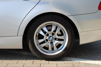 BMW E90/E91 320d 2.0d Automat– 260tkm – nová reťaz, servis - 14