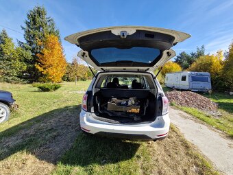 Rozpredam subaru forester 2.0D rv.2011 - 14