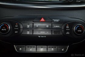 Kia Sorento 2.2 CRDi 4WD,7.Mies Platinum A/T6  r.v : 02/2016 - 14
