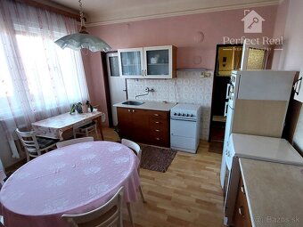 rodinný dom s veľkou záhradou vhodný aj na podnikanie - 14