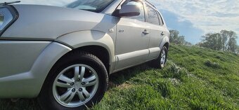 Hyundai Tucson 2,0 CRDi VGT - 14
