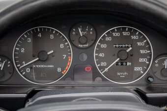 Mazda MX-5 Miata 1,8 benzín - 14