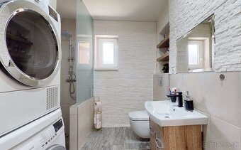 Zrekonštruovaný 4 izbový RD - 20 min od mesta ZVOLEN - 14