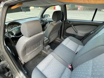 Škoda Octavia 1.9 TDI 81kw Ambiente - 14