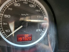 Predám Peugeot 307 1.6 16V r.v.2001 - 14
