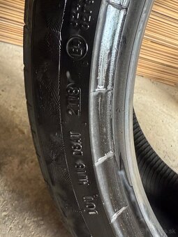 235/40 r19 - 14