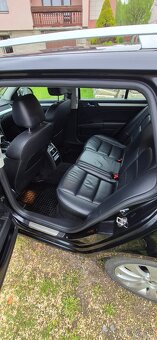Škoda superb kombi 2,0diesel 125kw automat - 14