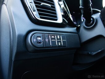 Kia Ceed SW 1.6 CRDi 136k Gold A/T - 14
