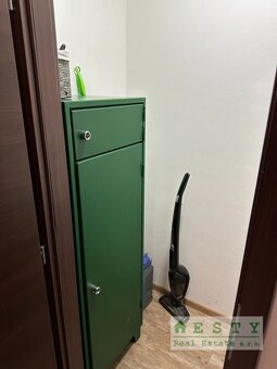 VEĽKÝ 2i byt, 3loggie, Žiar nad Hronom, Hurbanova ul., ESTY  - 14