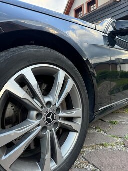 Mercedes-Benz E 250 Bluetec 4Matic - 14