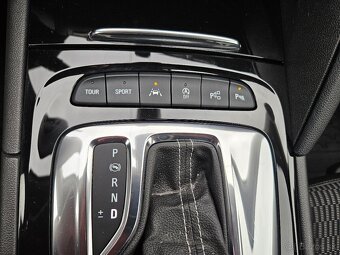 Opel Insignia ST 2.0 CDTI S S Dynamic AT8 - 14