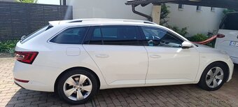 Škoda Superb combi,1/2016,LK,prvý,SR,119000,ťažné,110kW,A6 - 14