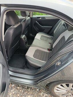 Volkswagen Jetta, benzín 1.4 TSI Highline - 14