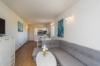 3-izbový zariadený apartmán v 1.rade od mora / Chorvátsko - 14