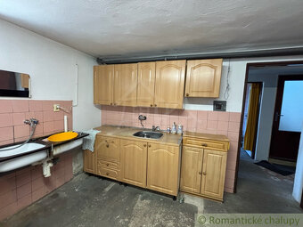 Priestranný 5-izbový dom ideálny pre viacgeneračné bývanie - 14