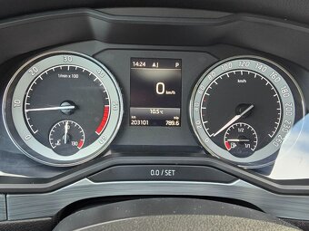 Škoda Superb Combi 2.0 TDI DSG 110kw r.v. 2021+ ZIMNÉ ZDARMA - 14