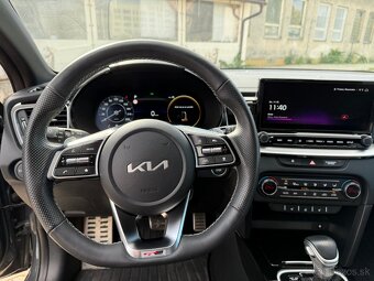 Kia Ceed 1.5 T-GDi GT Line A/T 117,5 kW - 14