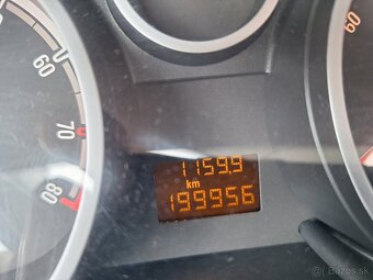 Opel Corsa 1.2 16V Essentia - 14