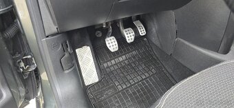 Peugeot GT 1.6 hdi - 14