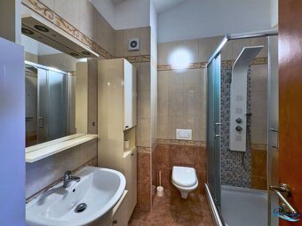 Zadar – zariadený apartmán s garážovým miestom - 14