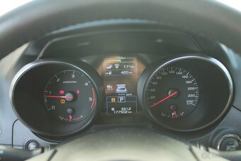 Subaru Outback 2.0D Comfort CVT - 14