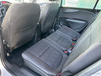 Opel Zafira Tourer 1.6 CDTI Start/Stop Cosmo 7-miestne - 14