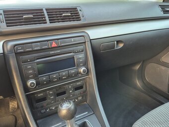 Audi A4 Avant  2.0 TDI S Line - 14