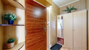 1 (až 1,5) izbový byt, Hemerkova ul, 36 m2, lodžia, upravený - 14