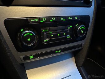 Škoda Octavia Combi RS 2.0TDI CR, 125kW MT/6 - 14