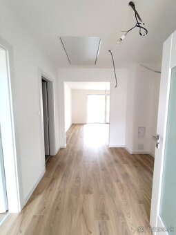 NA PREDAJ NOVOSTAVBA č. 1 V SĽAŽANOCH - 14