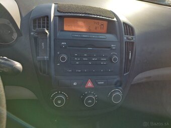 KIA CEED 1,4 2009 - 14