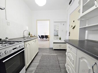 Väčší 2-izbový byt 50 m² V CENTRE / Škultétyho / Staré mesto - 14