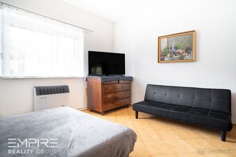 REZERVOVANÉ - Na predaj 4i rodinný dom v pokojnej lokalite - - 14