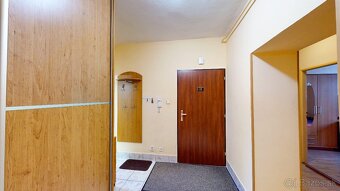 Priestranný 3 izb. byt s parkovaním na Juhu - 14
