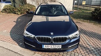 BMW rad 5 Touring 518d - Model 2020 - 14