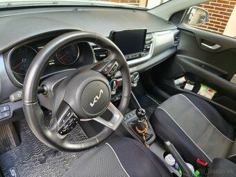 KIA STONIC 1,2 DPi GOLD 58kW/79k M5 - 14