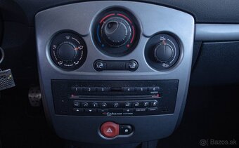 Renault Clio RS 2.0i 16V - 14