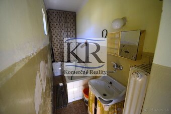 Rodinný dom ideálny na renováciu v Kajali na predaj - 14