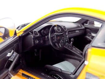 PORSCHE 718 CAYMAN GT4 RS WEISSACH PAKET 2023 – 1:18 NOREV - 14